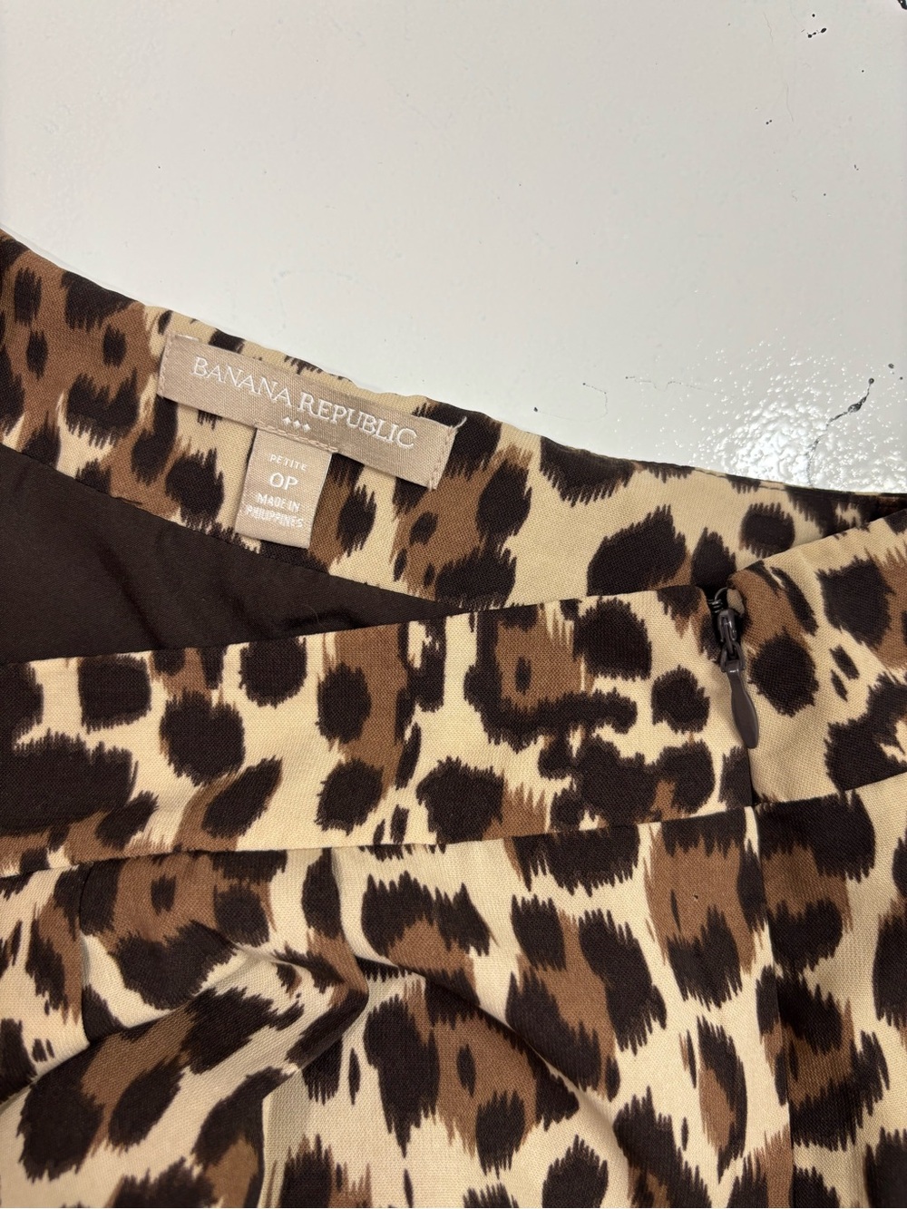 Banana Republic Leopard Print Mini Skirt - Picture 3 of 3